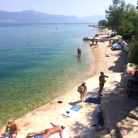 Jole Apartman